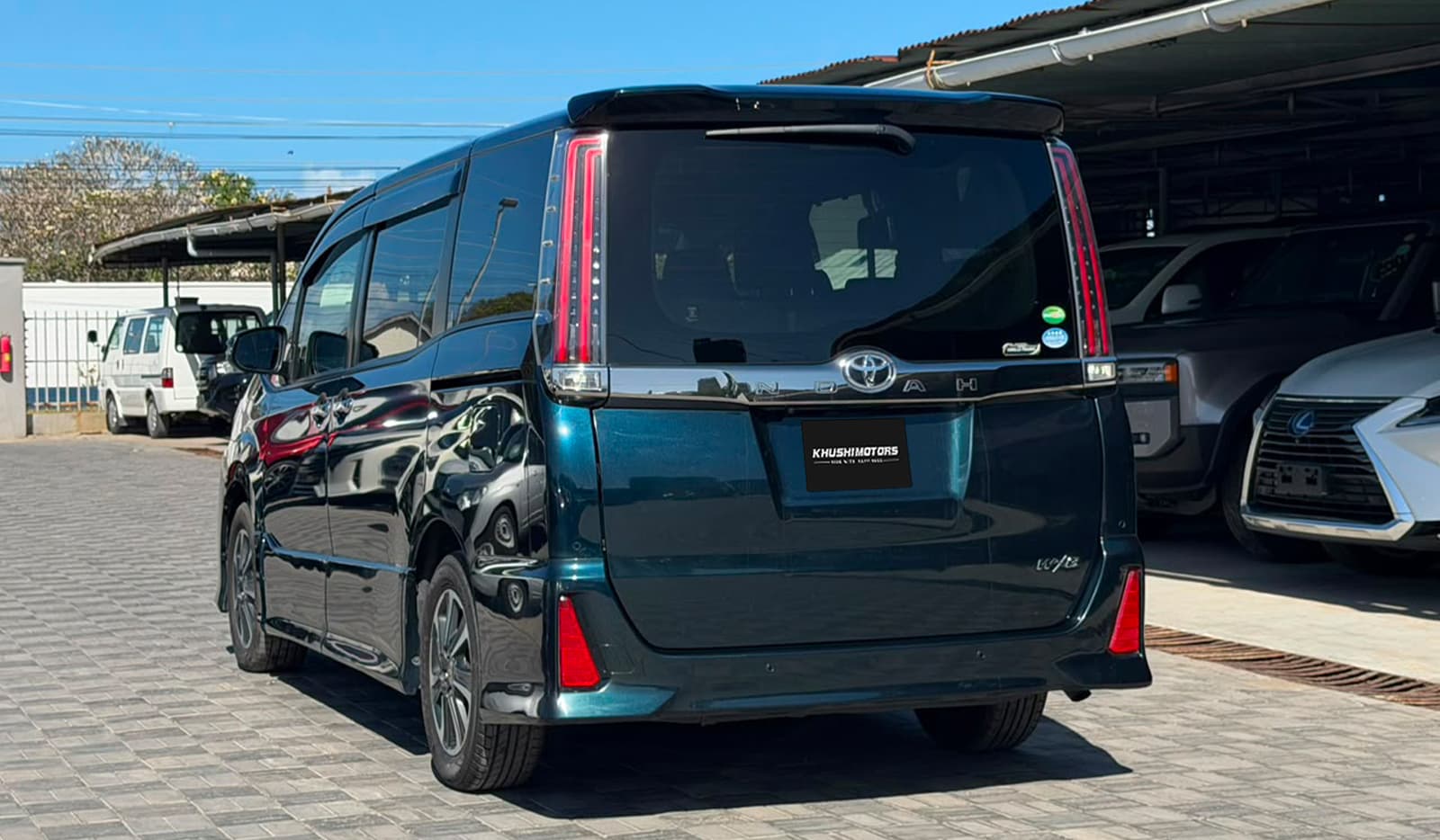 2019 Toyota Noah WxB image-4