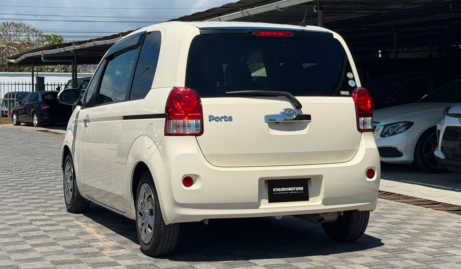 2019 Toyota Porte F-Lafine image-4