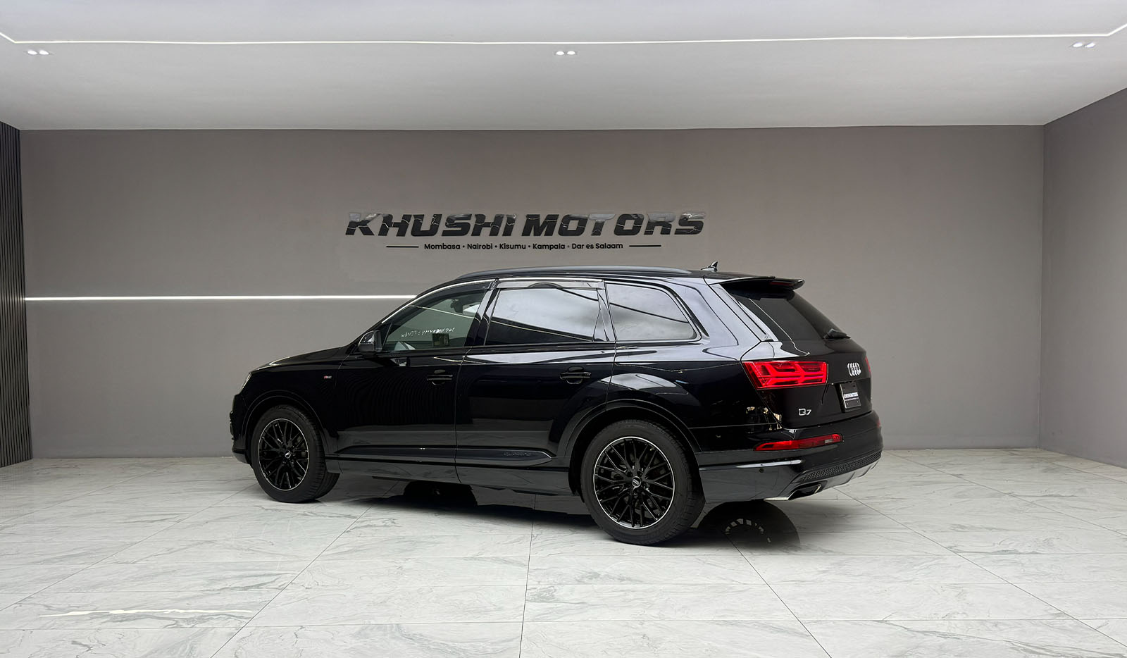 2019 Audi Q7 BLACK STYLING image-4