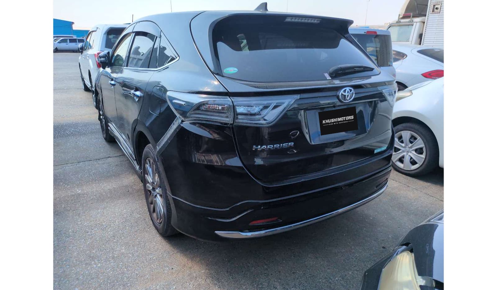 2017 Toyota Harrier Premium Metal & Leather Package image-4