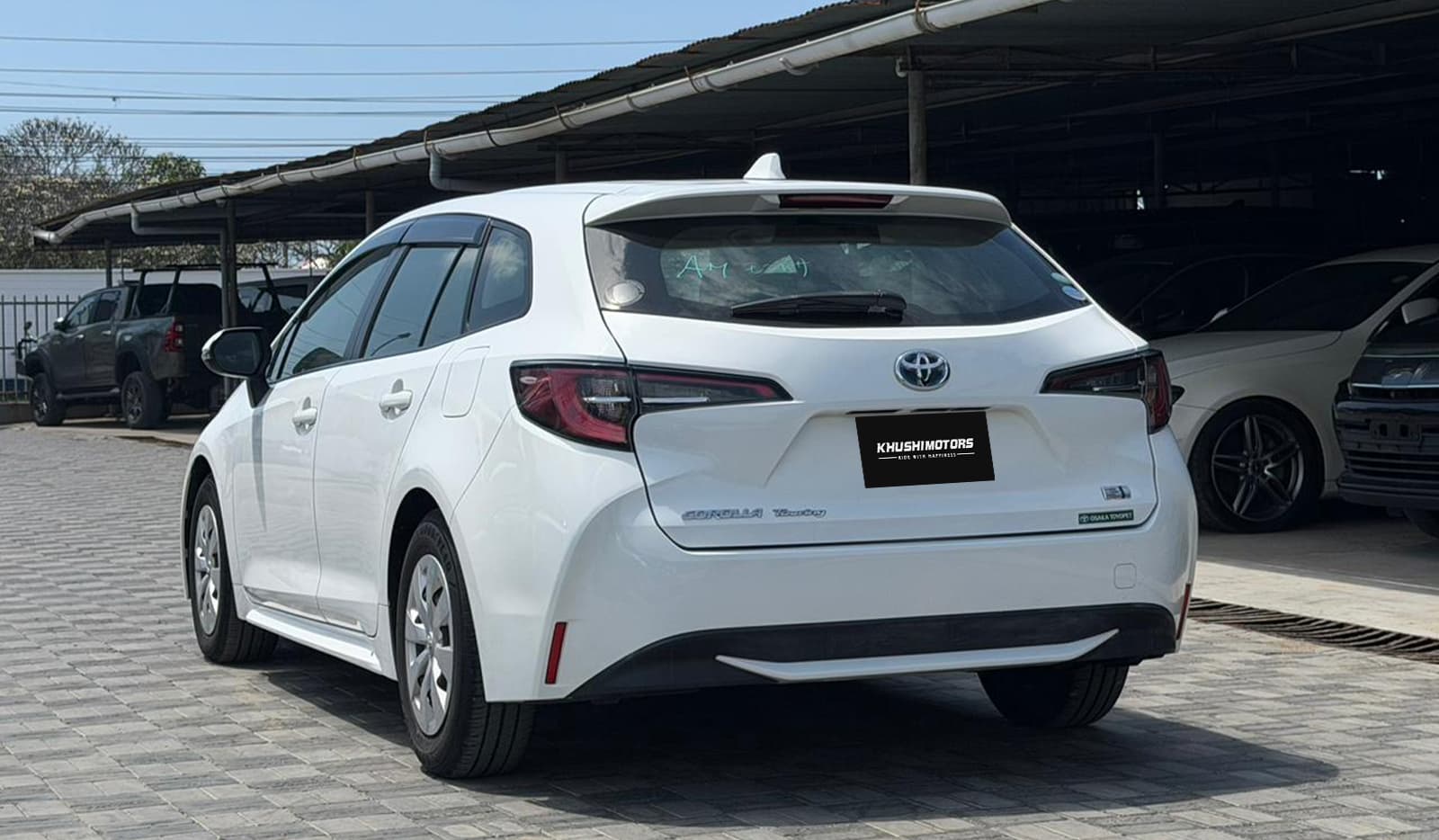 2020 Toyota Corolla Touring HYBRID GX image-4
