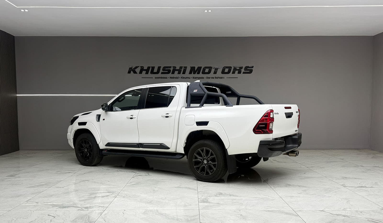 2021 Toyota Hilux Z GR SPORT image-4