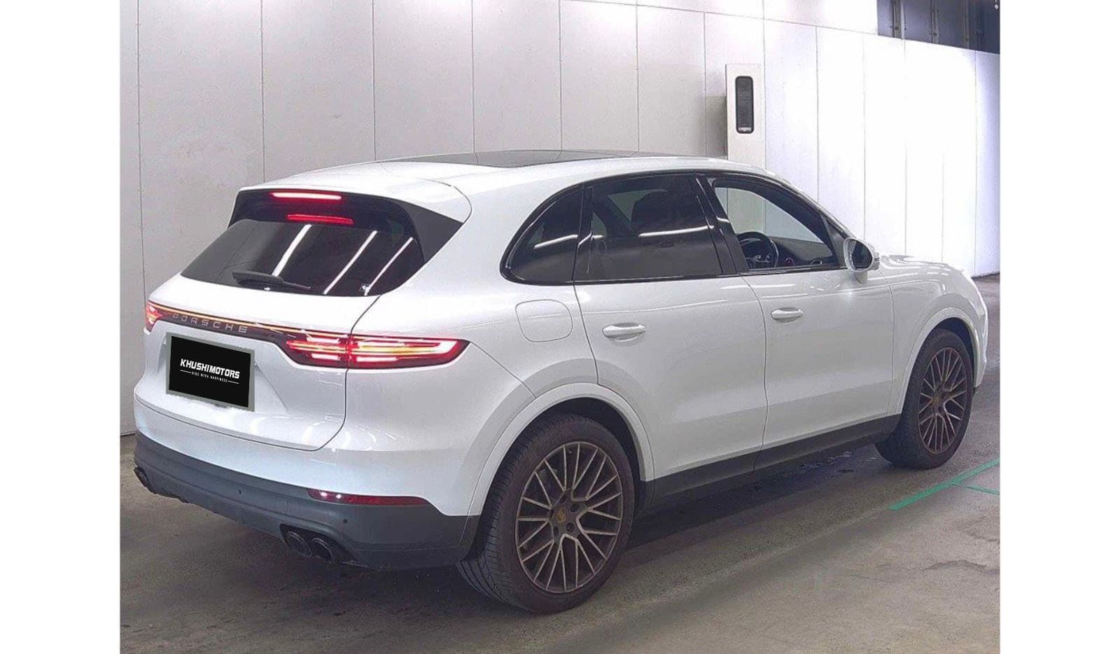 2019 Porsche Cayenne Base Grade image-4