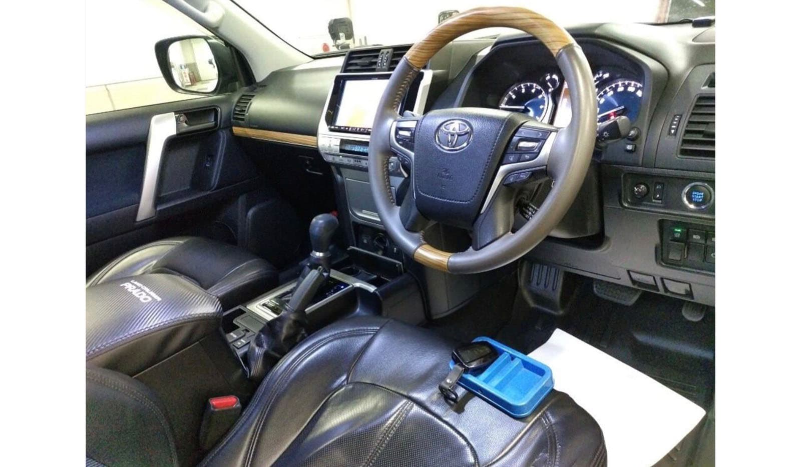 2019 Toyota Land Cruiser Prado TX image-4