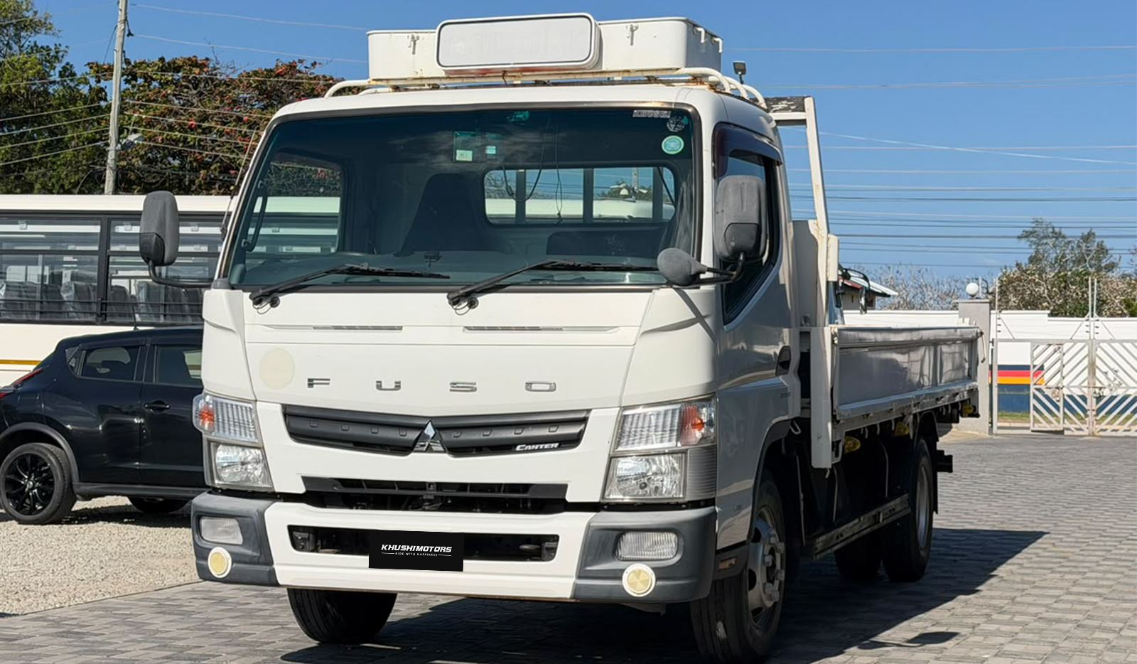 2018 Mitsubishi Fuso Canter image-3