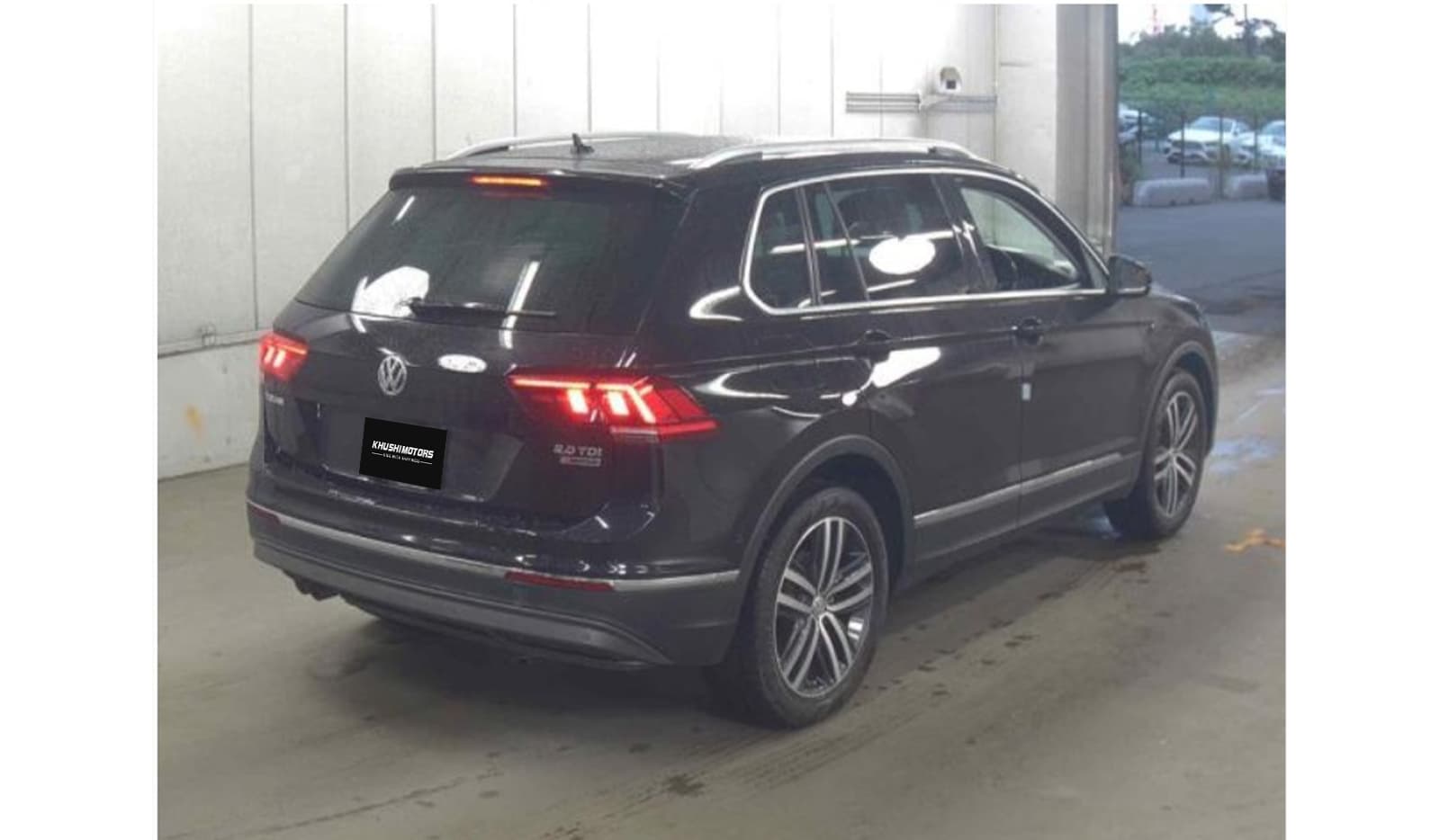 2019 Volkswagen Tiguan TDI 4Motion Highline image-4