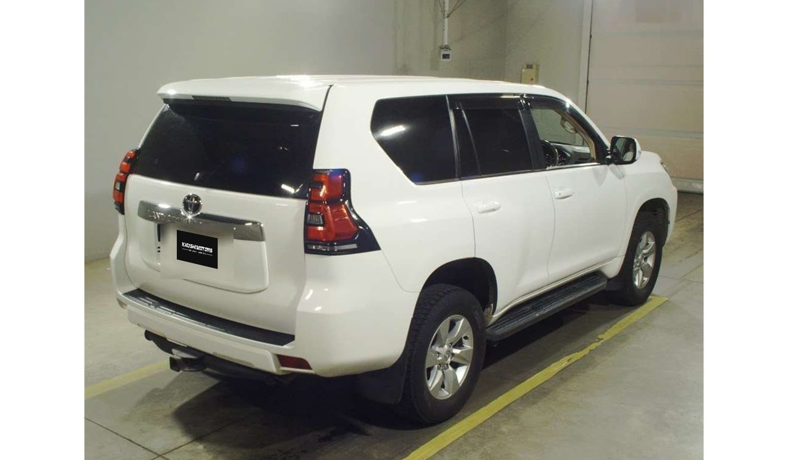 2020 Toyota Land Cruiser Prado image-4
