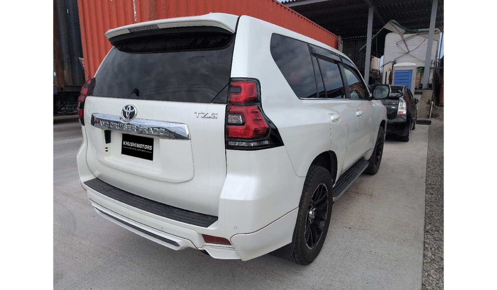 2014 Toyota Land Cruiser image-4