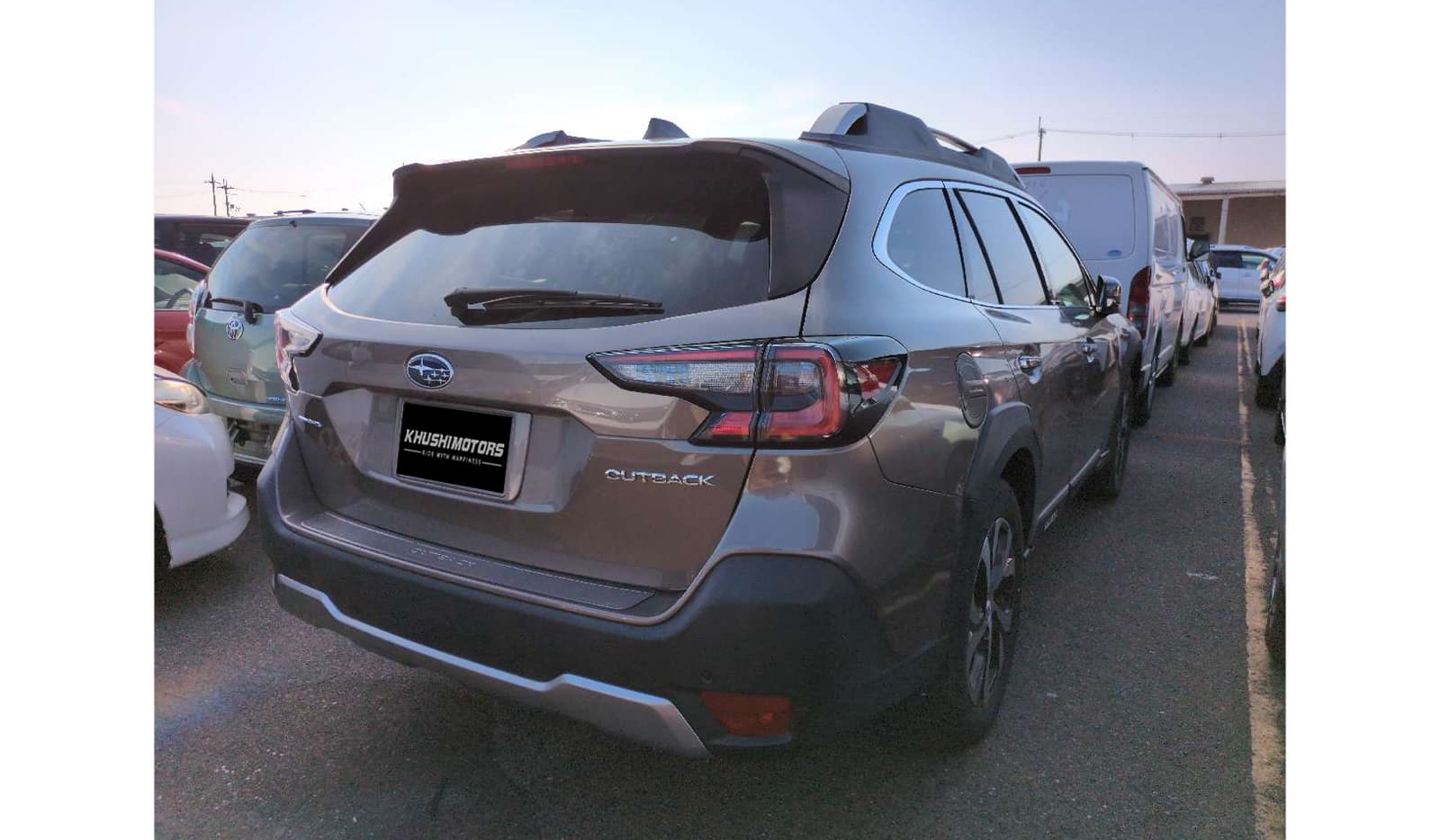 2022 Subaru Legacy Outback image-4