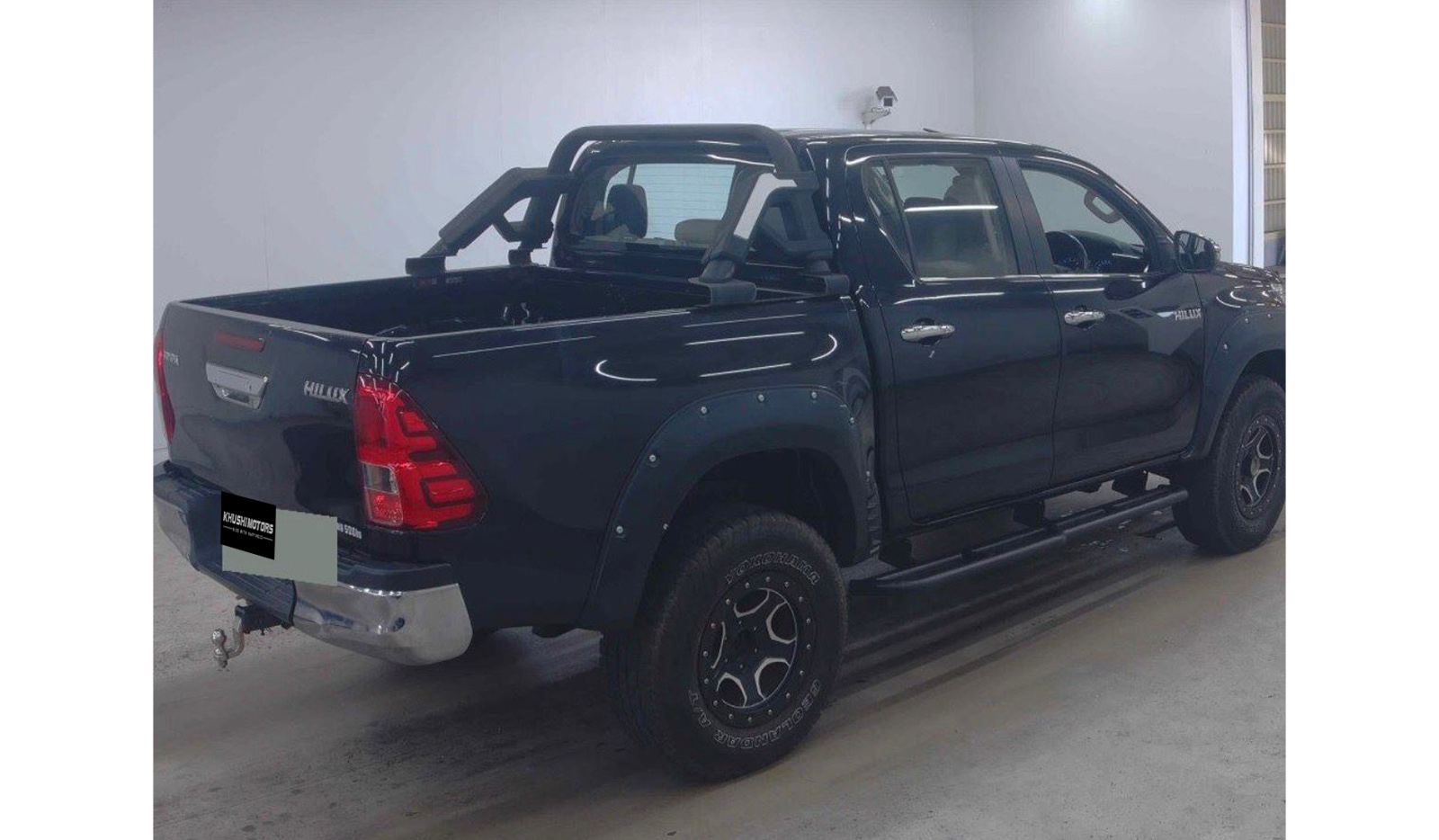 2017 Toyota Hilux image-5