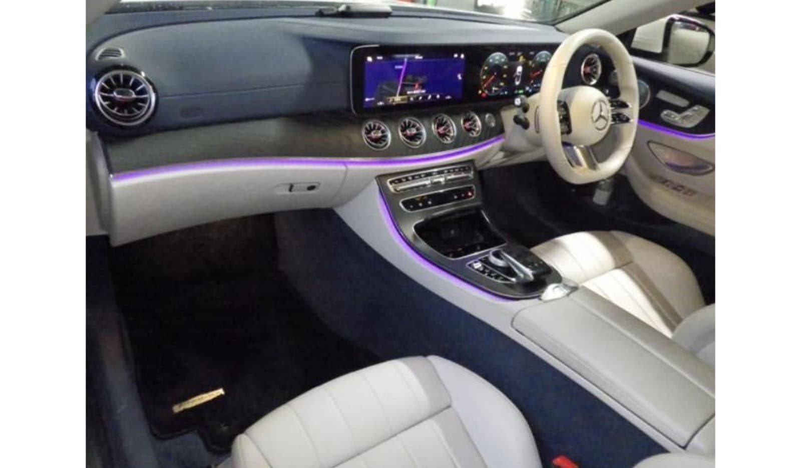 2021 Mercedes-Benz E-Class Cabriolet Leather Package E200 image-5