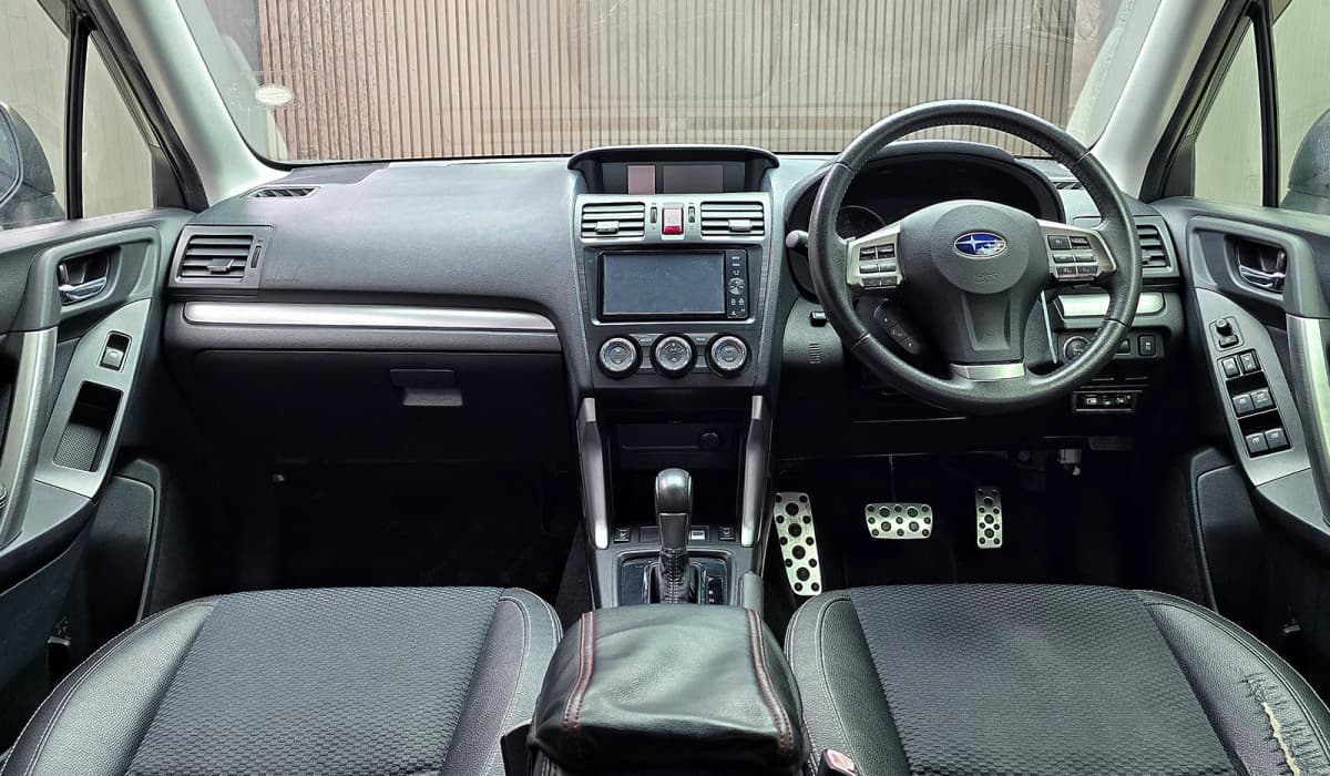 2012 Subaru Forester 2.0XT Eyesight image-10