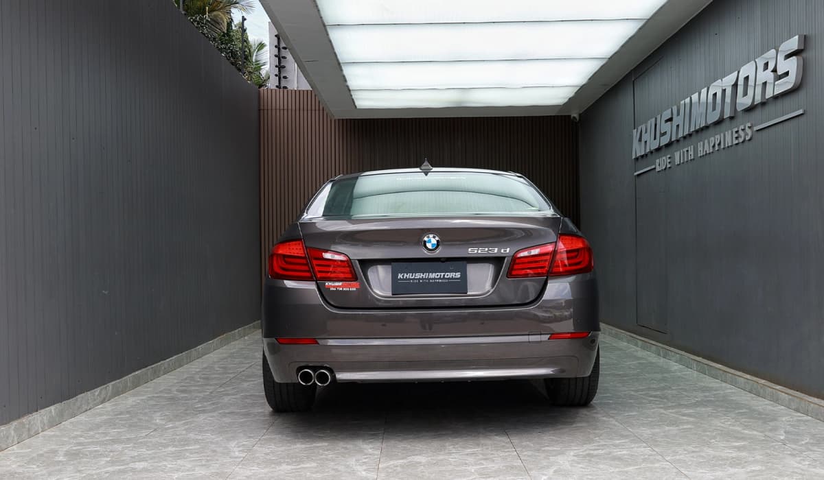 2013 Bmw 523D Blue performance image-5