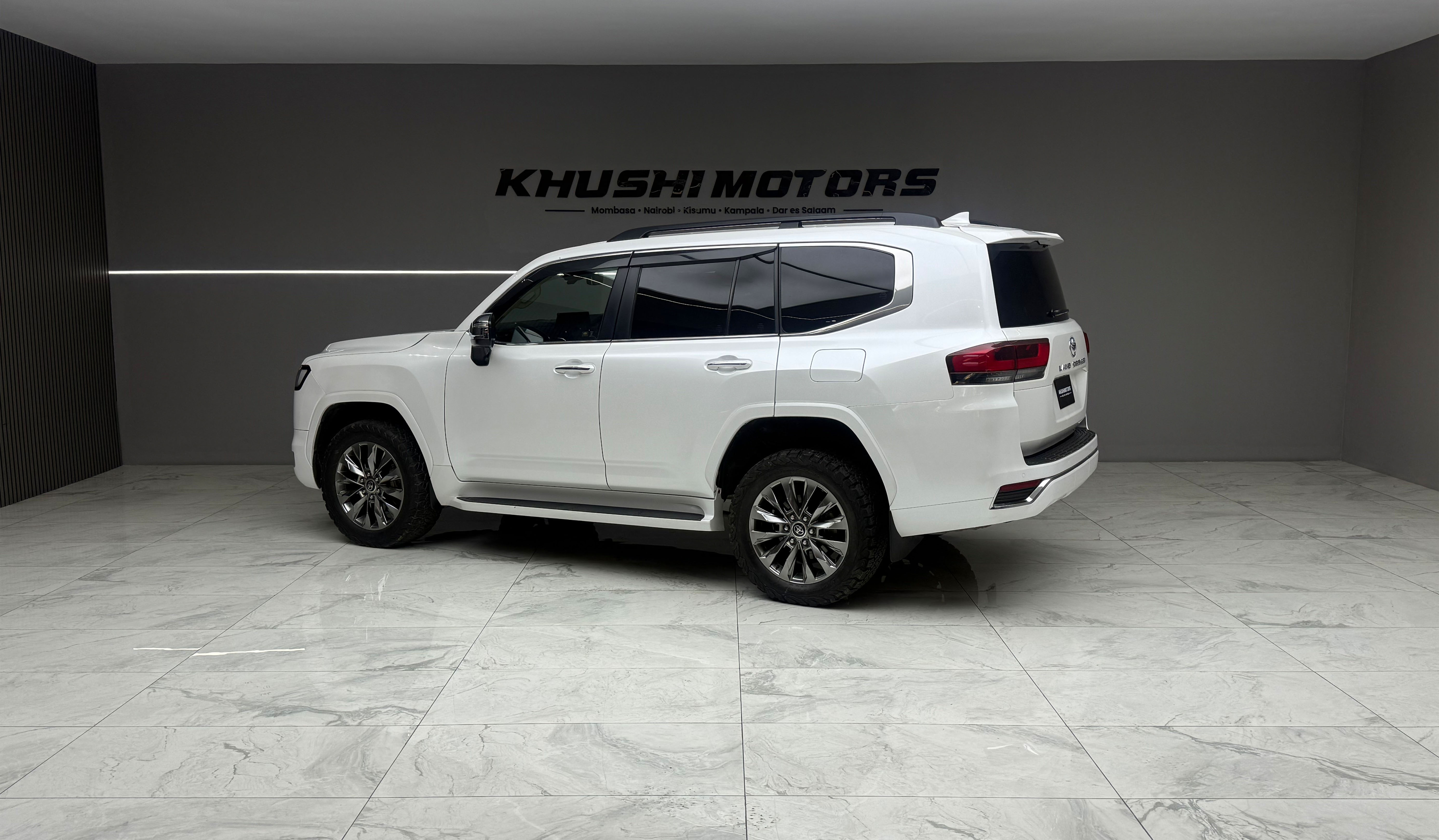 2023 Toyota Land Cruiser 300 ZX image-4
