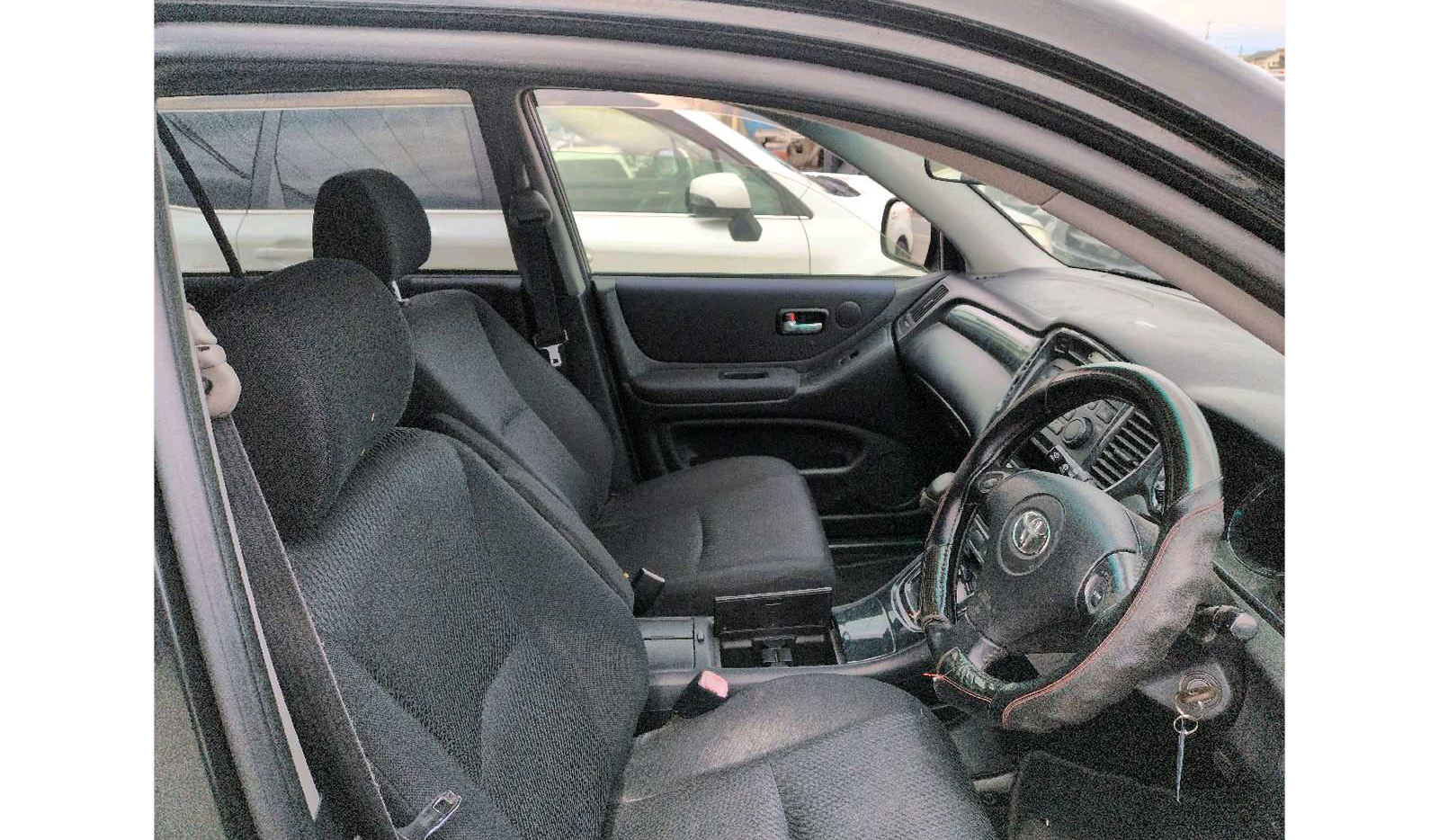 2003 Toyota Kluger 2.4S image-11
