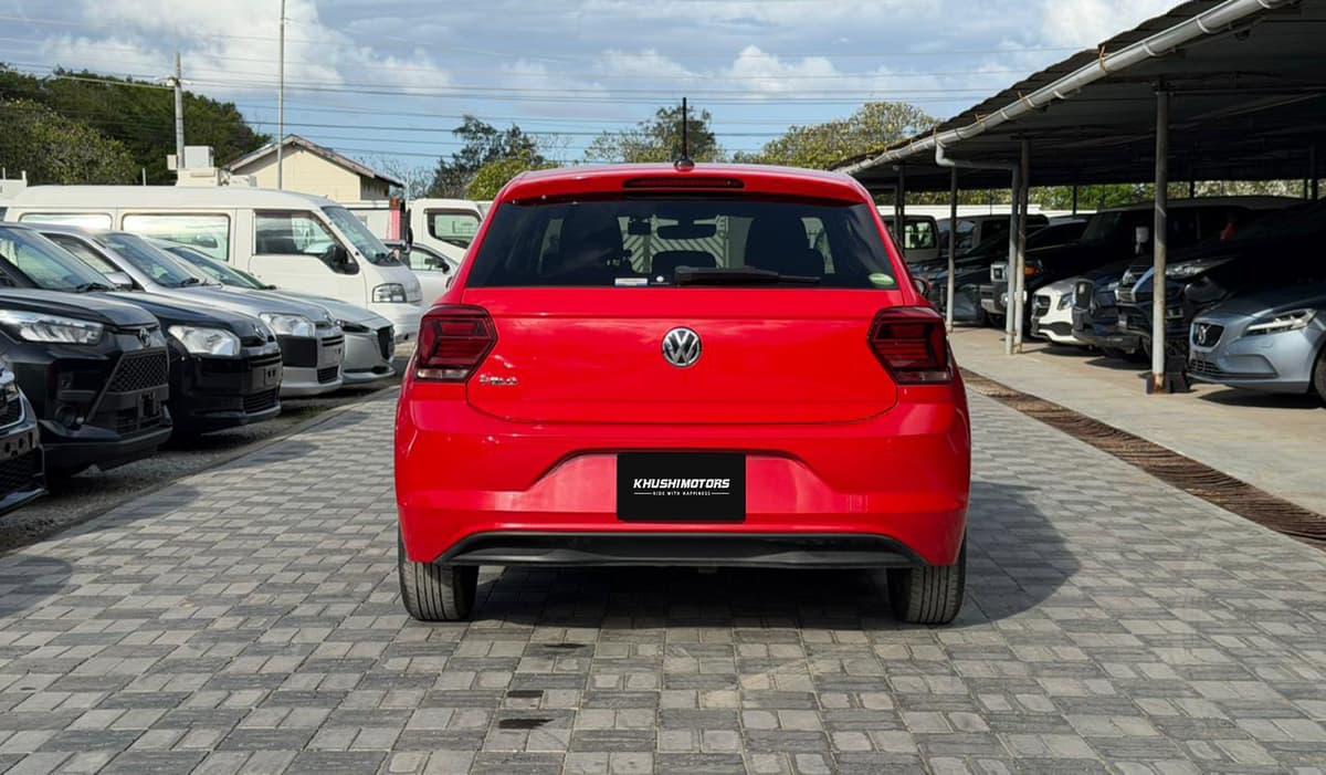 2018 Volkswagen Polo TSI Comfort Line image-5