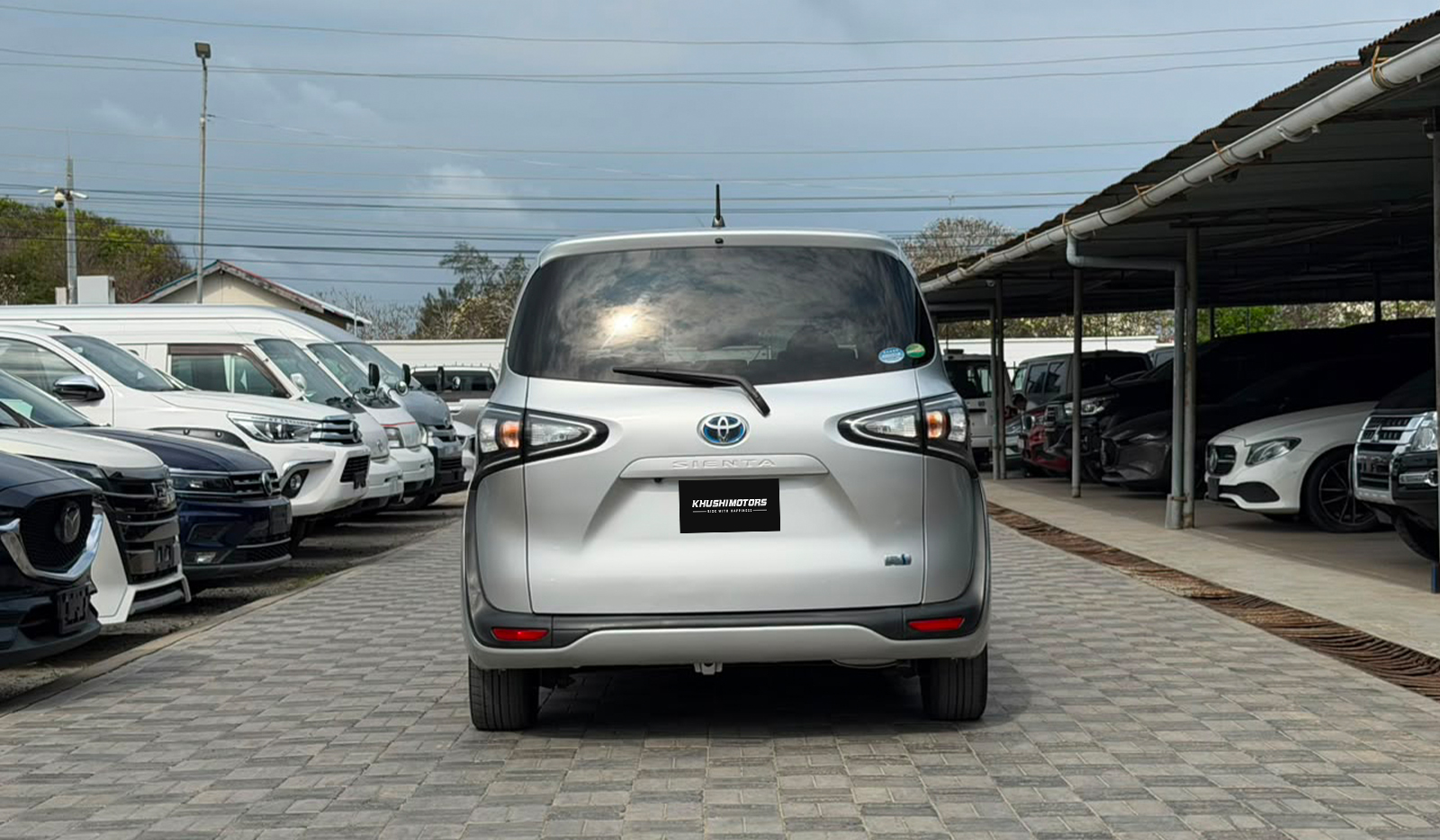 2019 Toyota Sienta FANBASE X image-5