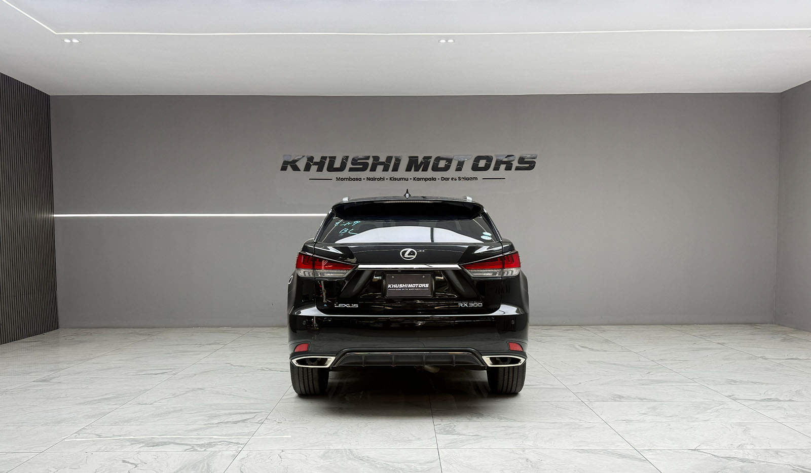 2020 Lexus RX300 image-5