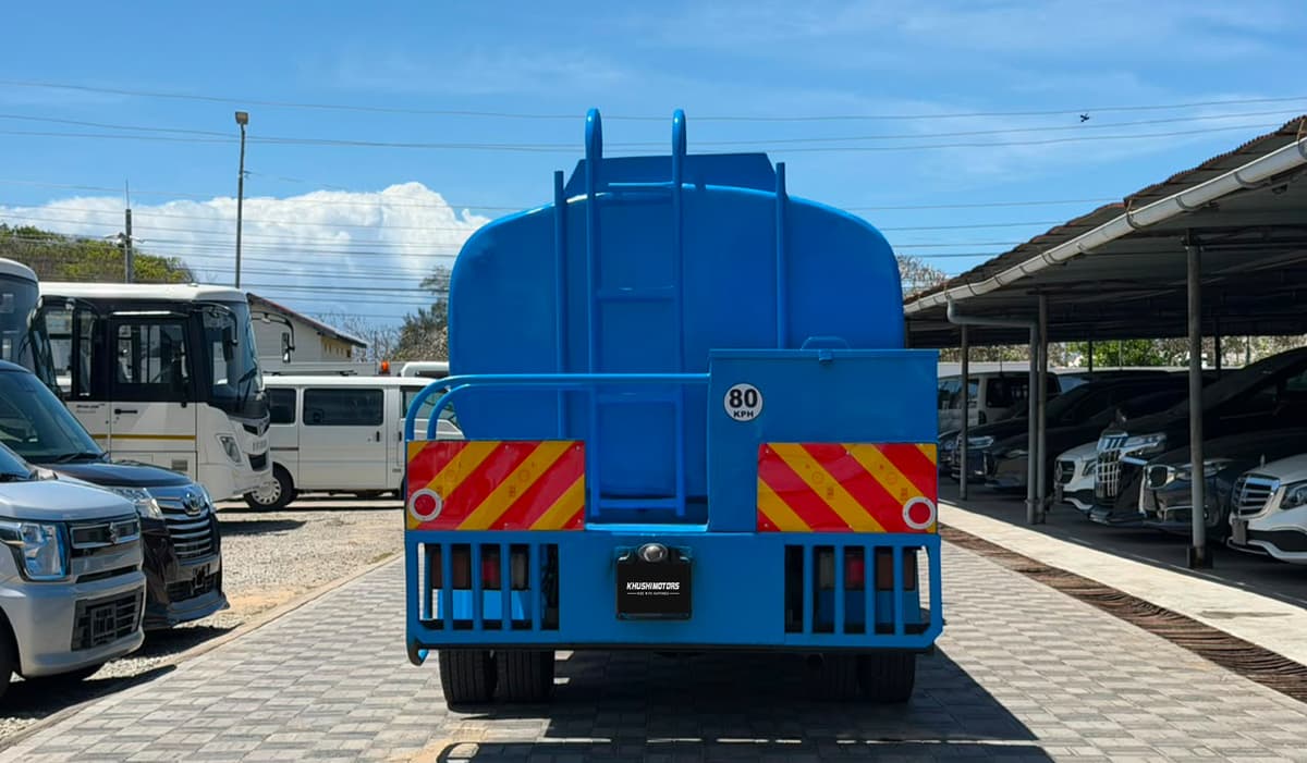 2018 Mitsubishi Canter Hira Body image-5