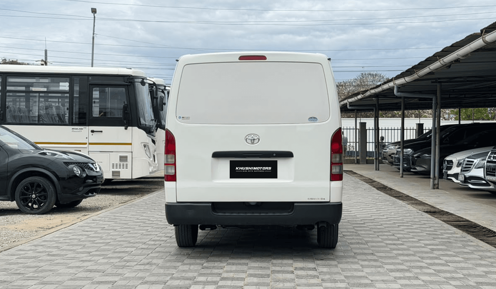 2018 Toyota Hiace Frozen Van image-5