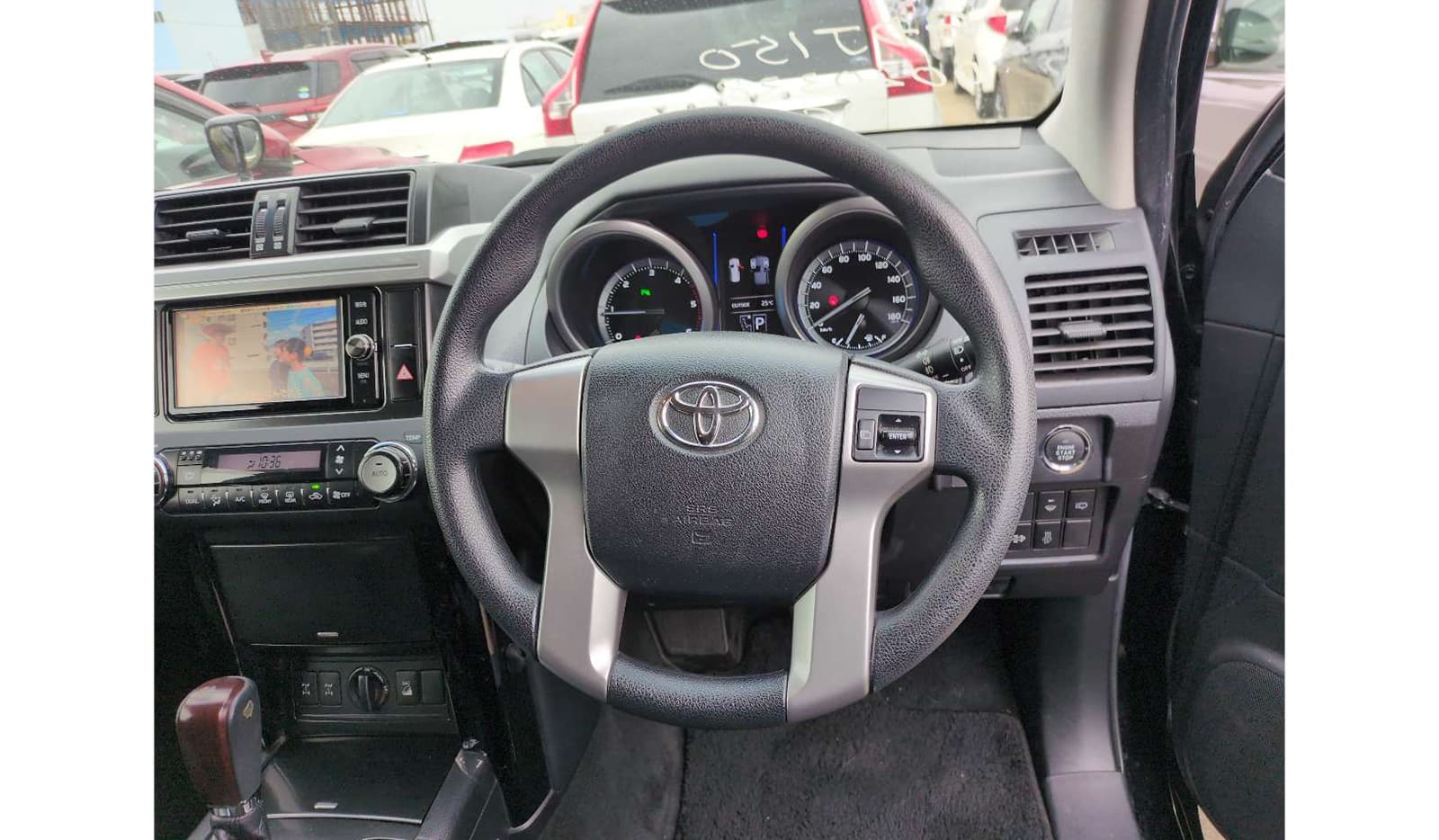 2017 Toyota Land Cruiser Prado image-5