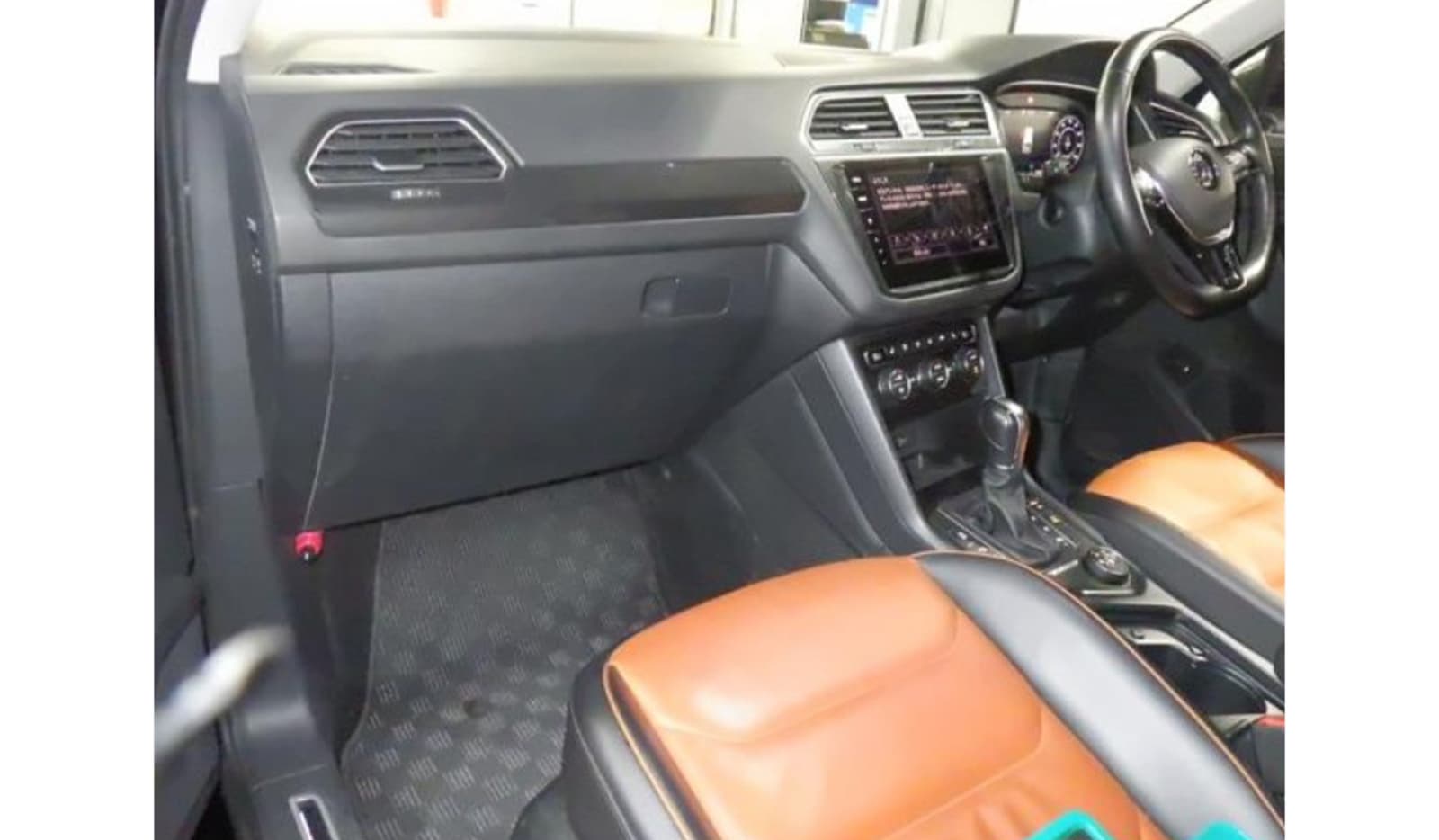 2019 Volkswagen Tiguan TDI 4Motion Highline image-5