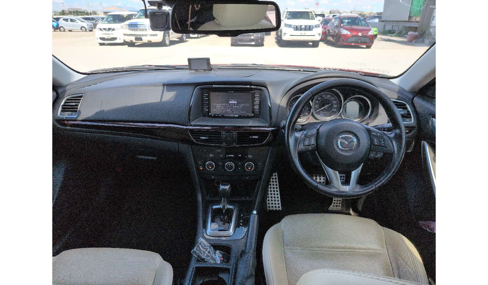 2013 Mazda Atenza Wagon image-5