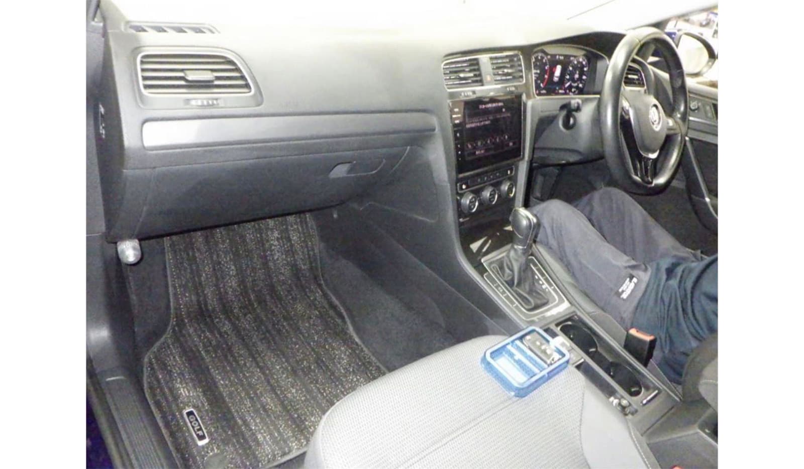 2019 Volkswagen Golf TSI Comfortline Tech Edition image-5