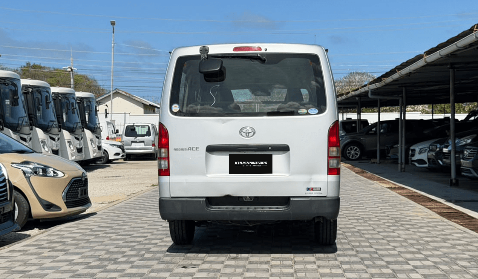 2019 Toyota Regius Ace Van Long DX image-5