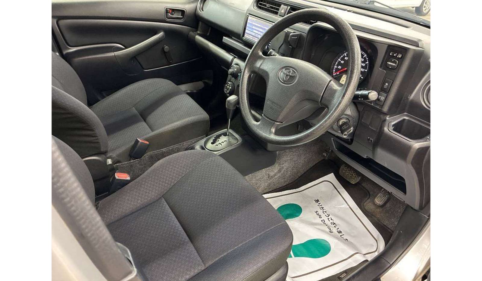 2020 Toyota Succeed UL 4WD image-5