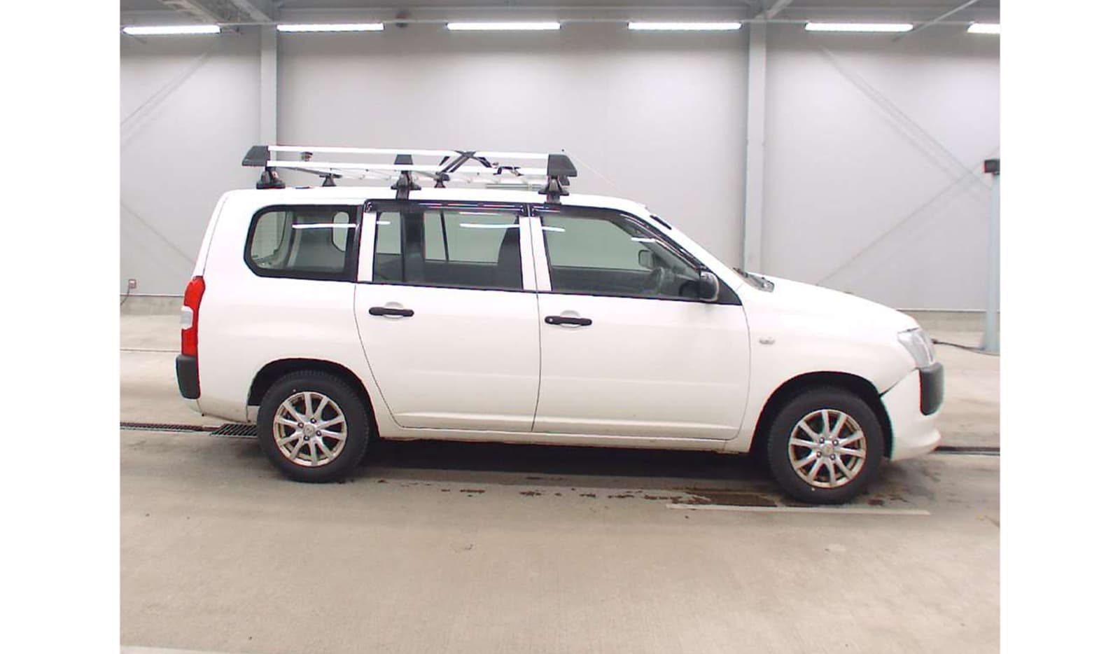 2019 Toyota Probox DX Comfort 4WD image-5