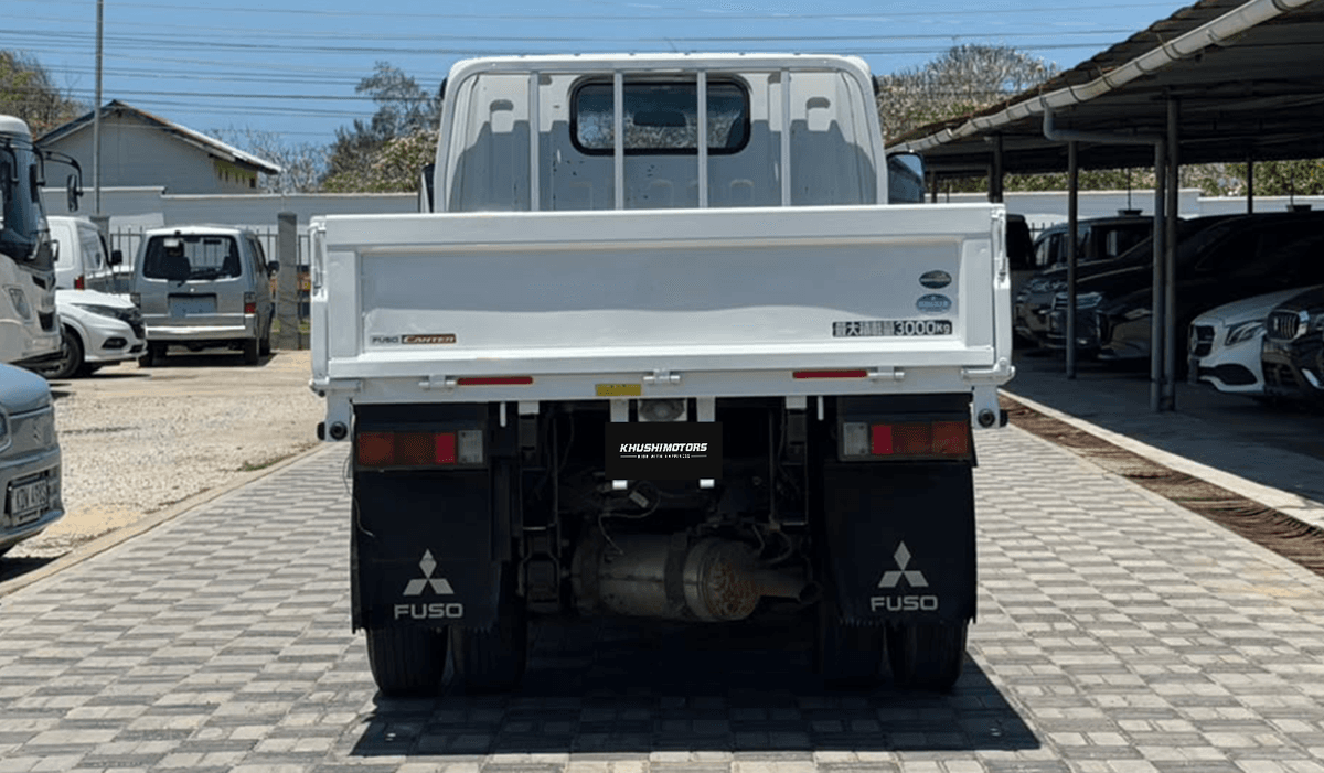 2018 Mitsubishi Canter 5.5 Ton image-5