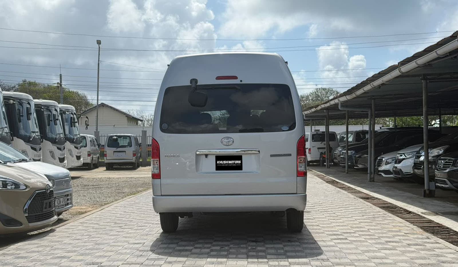 2019 Toyota Hiace Van GRAND CABIN 2WD image-5