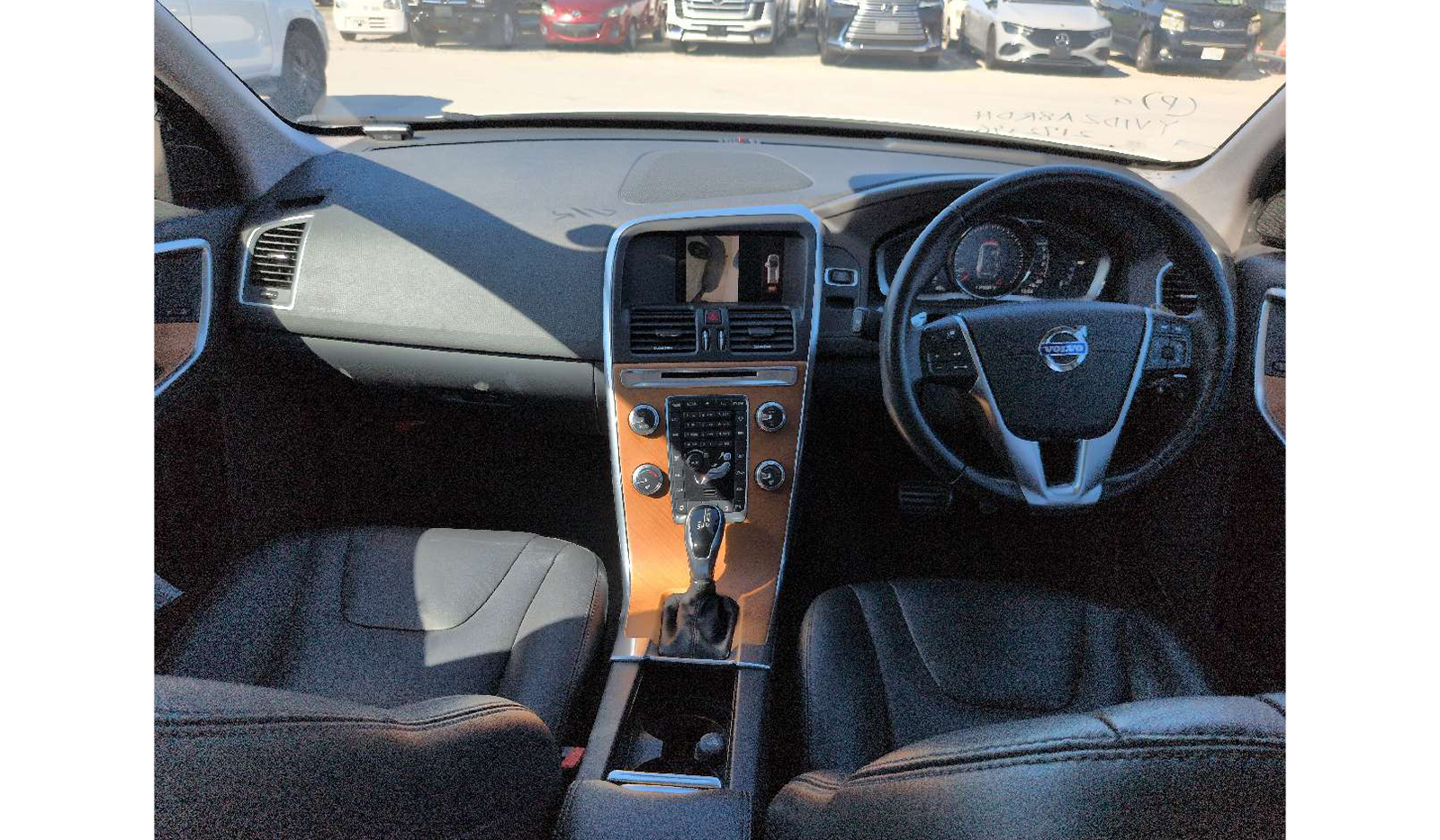 2017 Volvo XC60 D4 Classic image-5