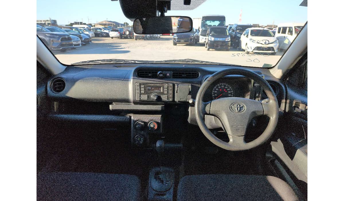 2021 Toyota Probox image-5