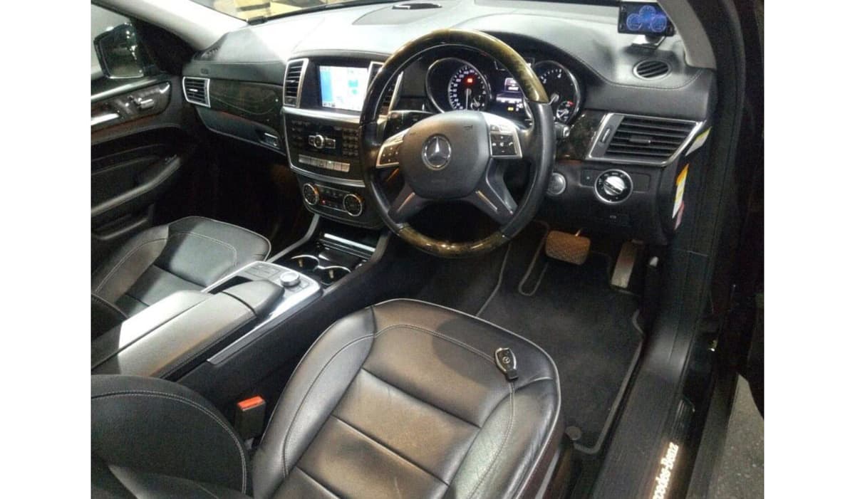 2013 Mercedes-Benz ML-Class image-5