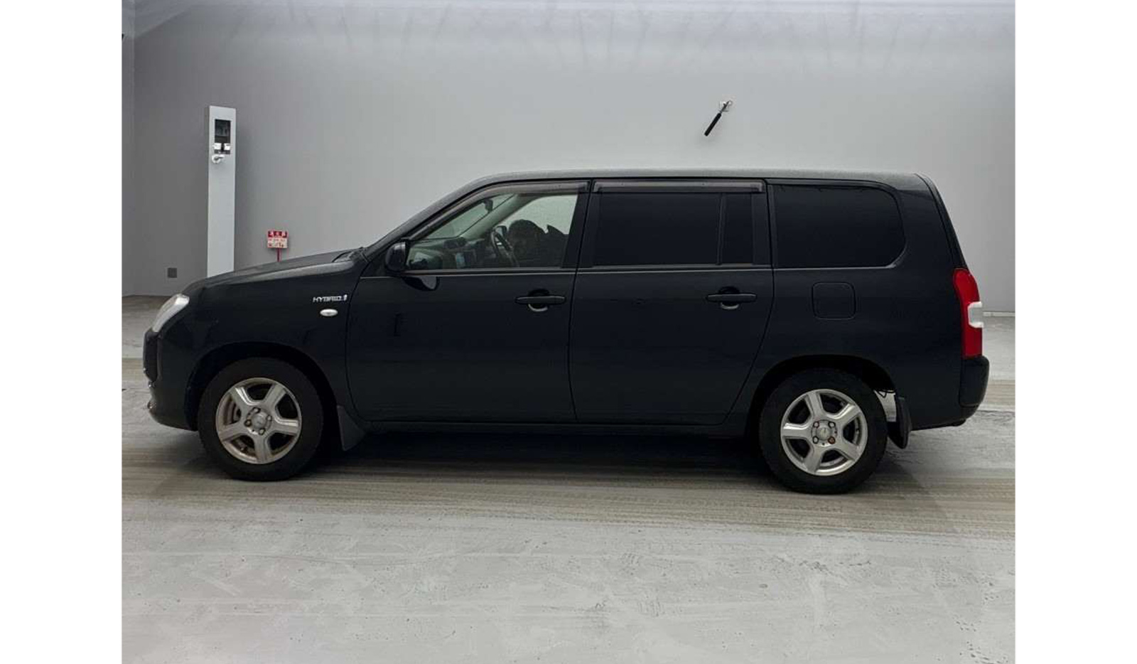 2019 Toyota Succeed image-5