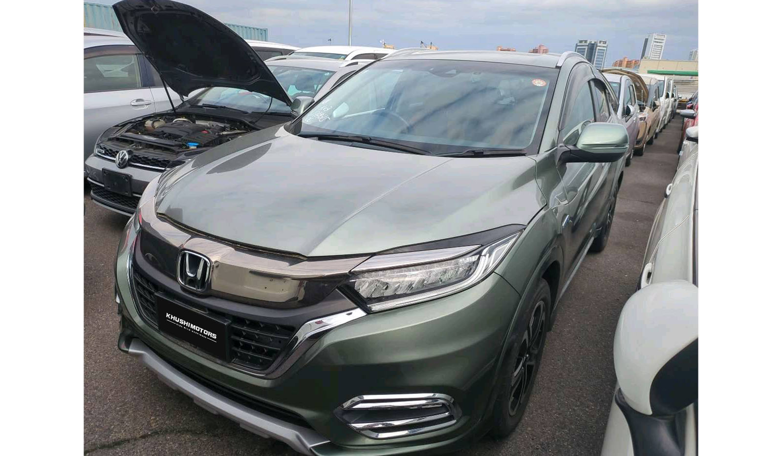 2019 Honda Vezel HYBRID Z HONDA SENSING image-2