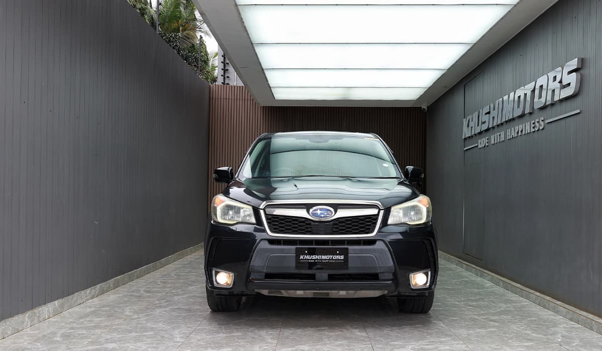2012 Subaru Forester 2.0XT Eyesight image-2