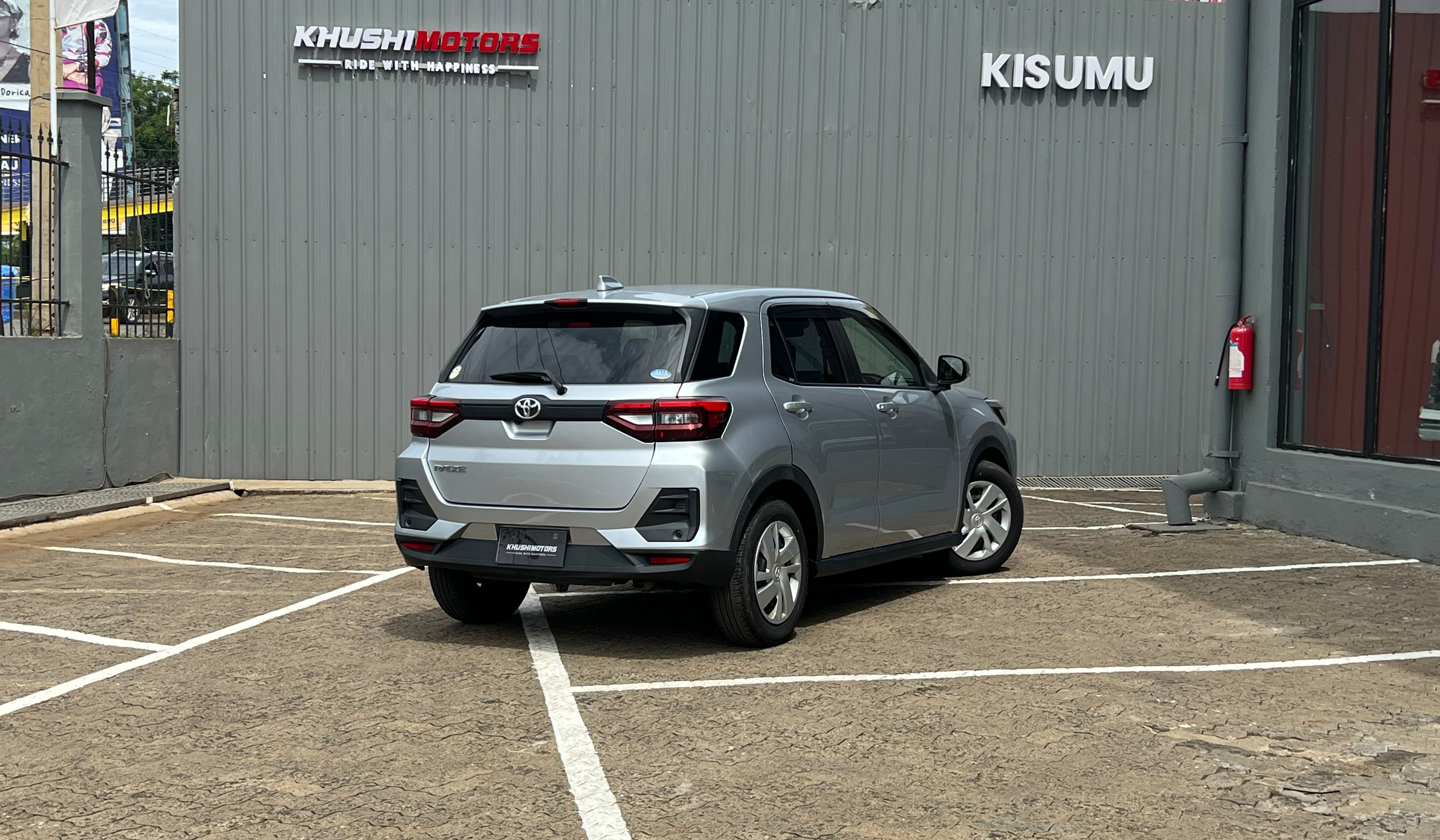 2020 Toyota Raize XS image-6