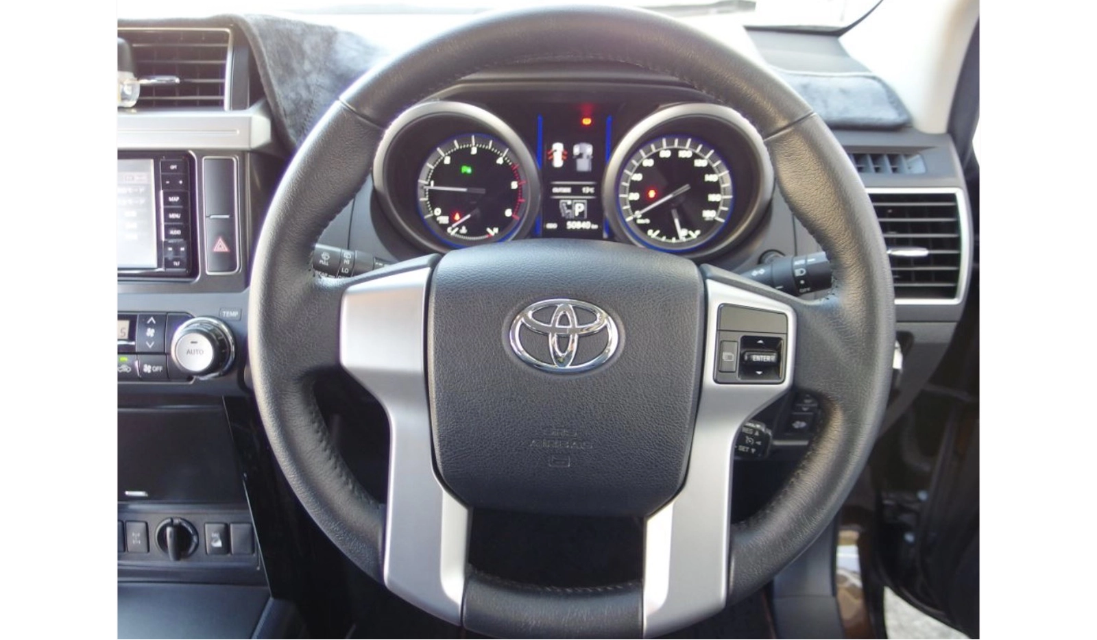 2017 Toyota Land Cruiser Prado image-5