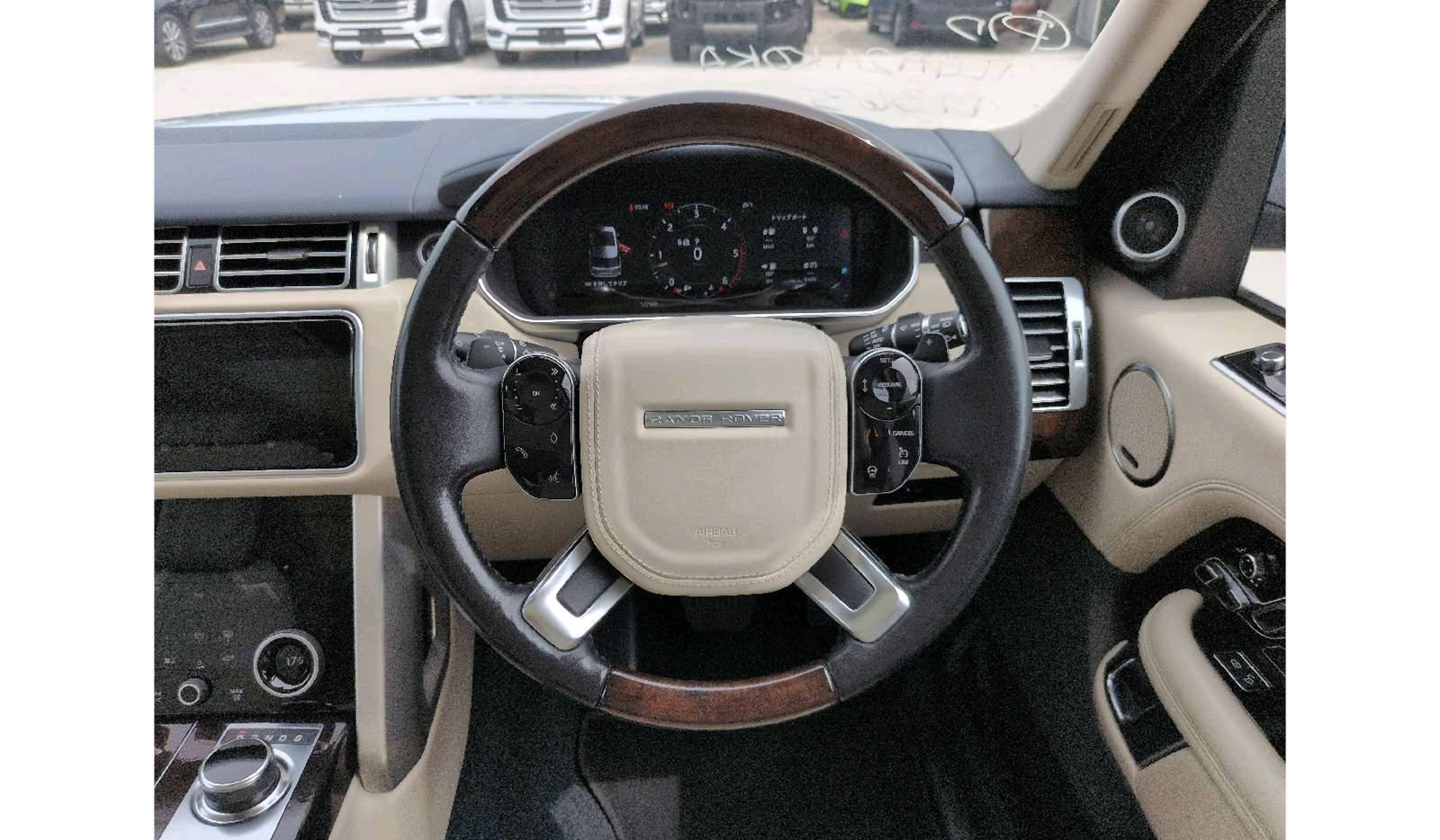 2020 Land Rover Range Rover Vogue image-6