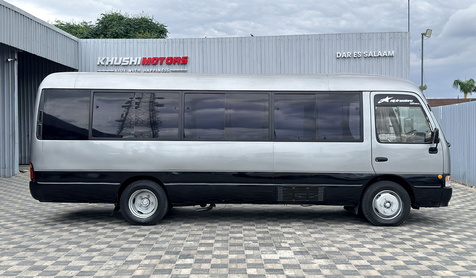1993 Toyota Coaster Camping image-6