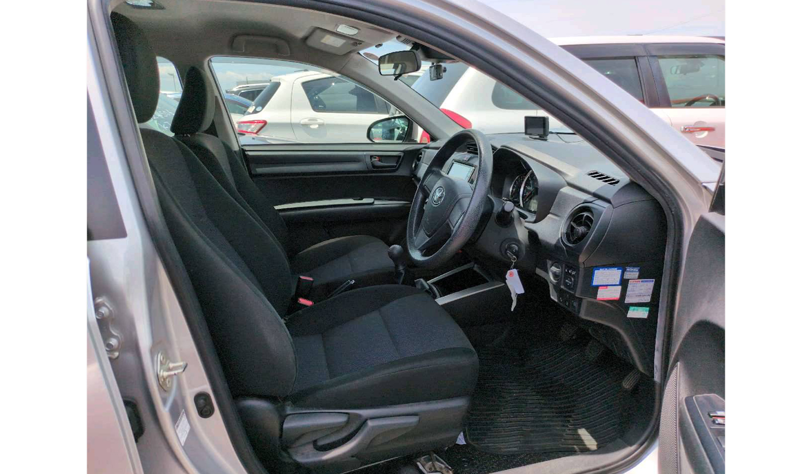 2019 Toyota Corolla Fielder image-6