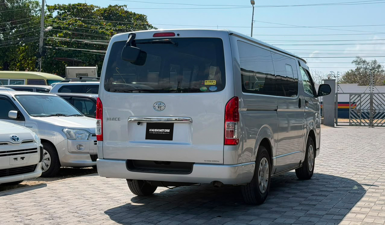 2019 Toyota Hiace Van image-6