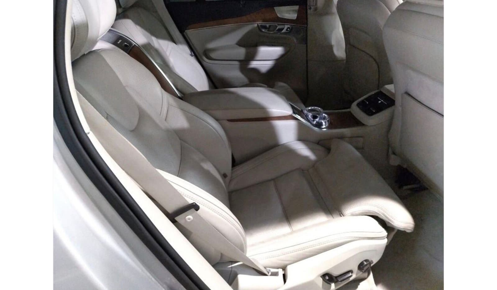 2019 Volvo XC90 image-6