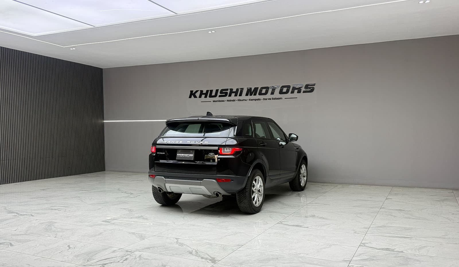 2019 Land Rover Range Rover Evoque SE image-6