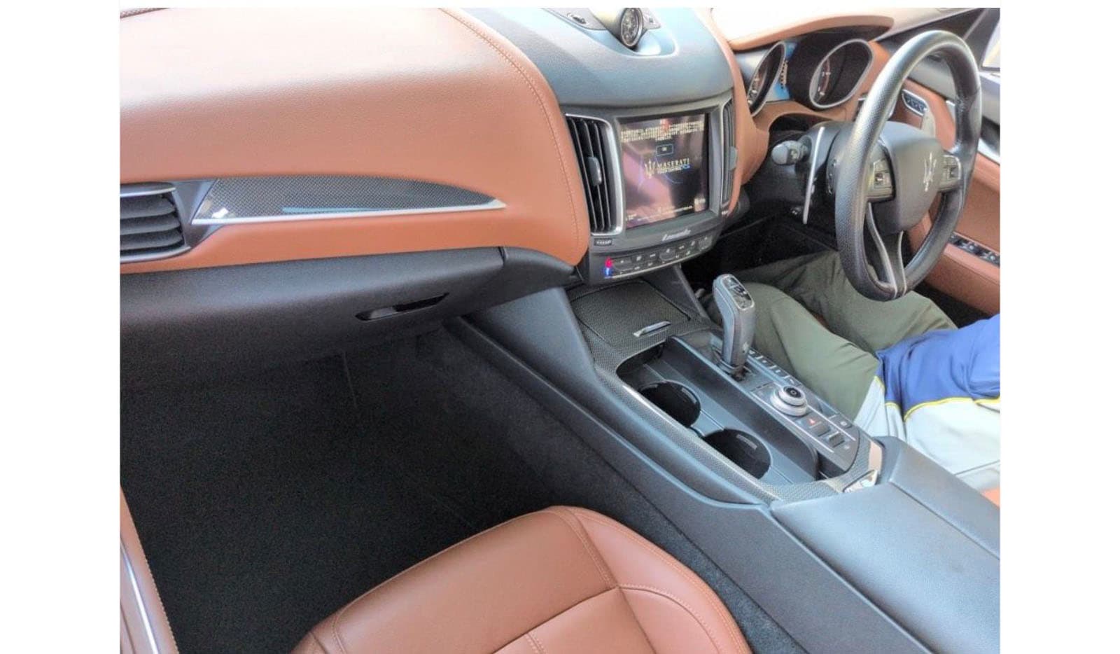 2019 Maserati Levante GranSport image-6