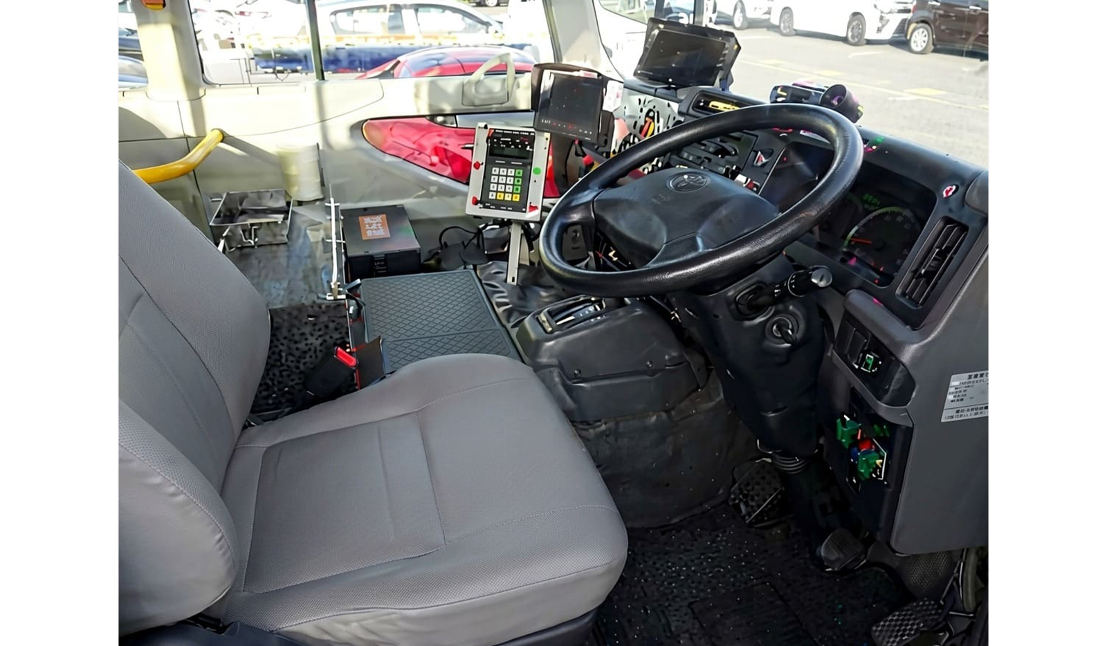 2020 Toyota Coaster LX image-5