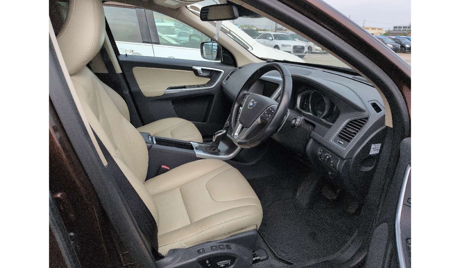 2014 Volvo XC60 image-6